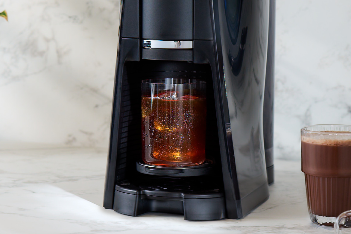 Flavia Aroma Brewer Starter Pack with Merchandiser and 112 Drinks Flavia Aroma Brewer Starter Pack with Merchandiser and 112 Drinks
